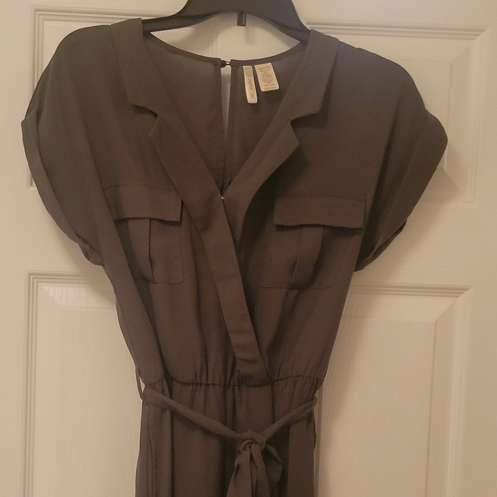 Jopna olive green romper size small